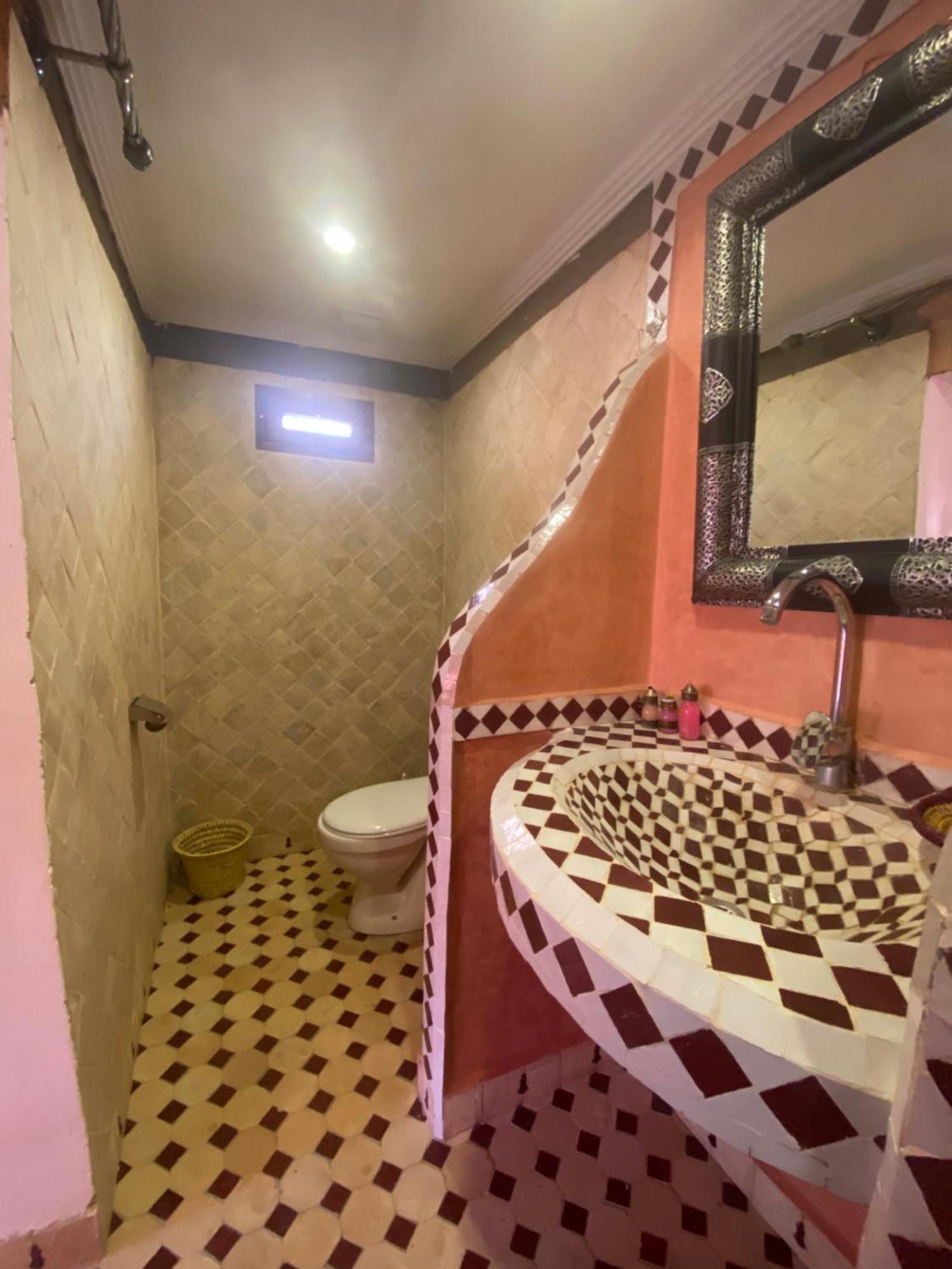 Tamellalt  Tafsut Dades Guesthouse Stay With Locals מראה חיצוני תמונה